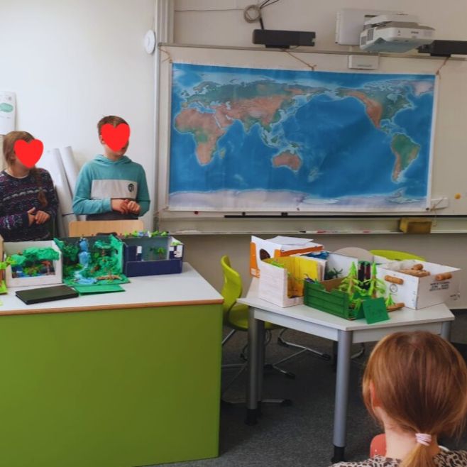 Montessori mapa světa od MAPUiTO ✅ s obráceným zobrazením kontinentů 🌀 Mapa, kterou chcete mít vždy po ruce 👉...