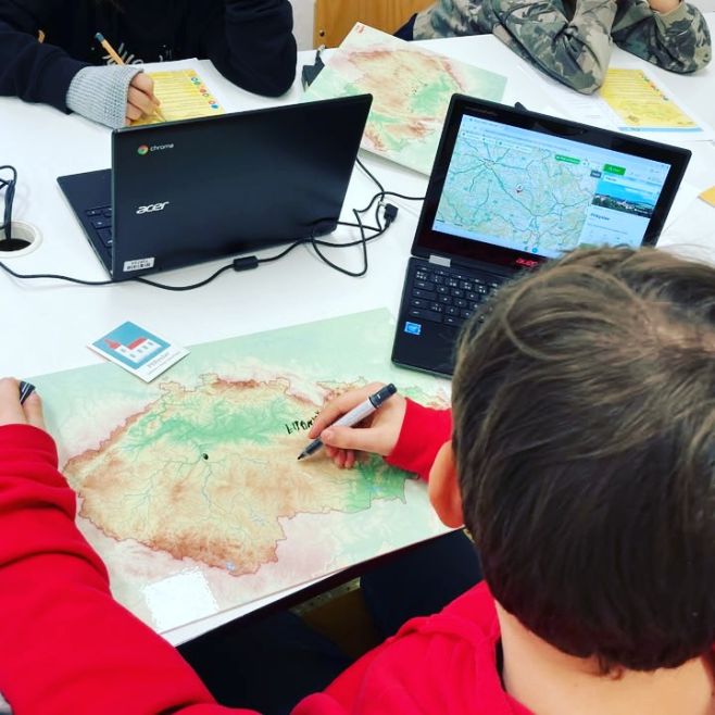 TIP 🧡 do výuky 🦊 Přeji hezký den, posílám další fotky. 🙂 Měli jsme lekci o městech ve vyjmenovaných slovech. Kromě známé...